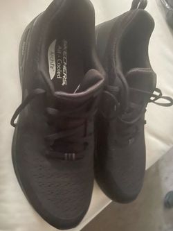 women's sketchers size 10