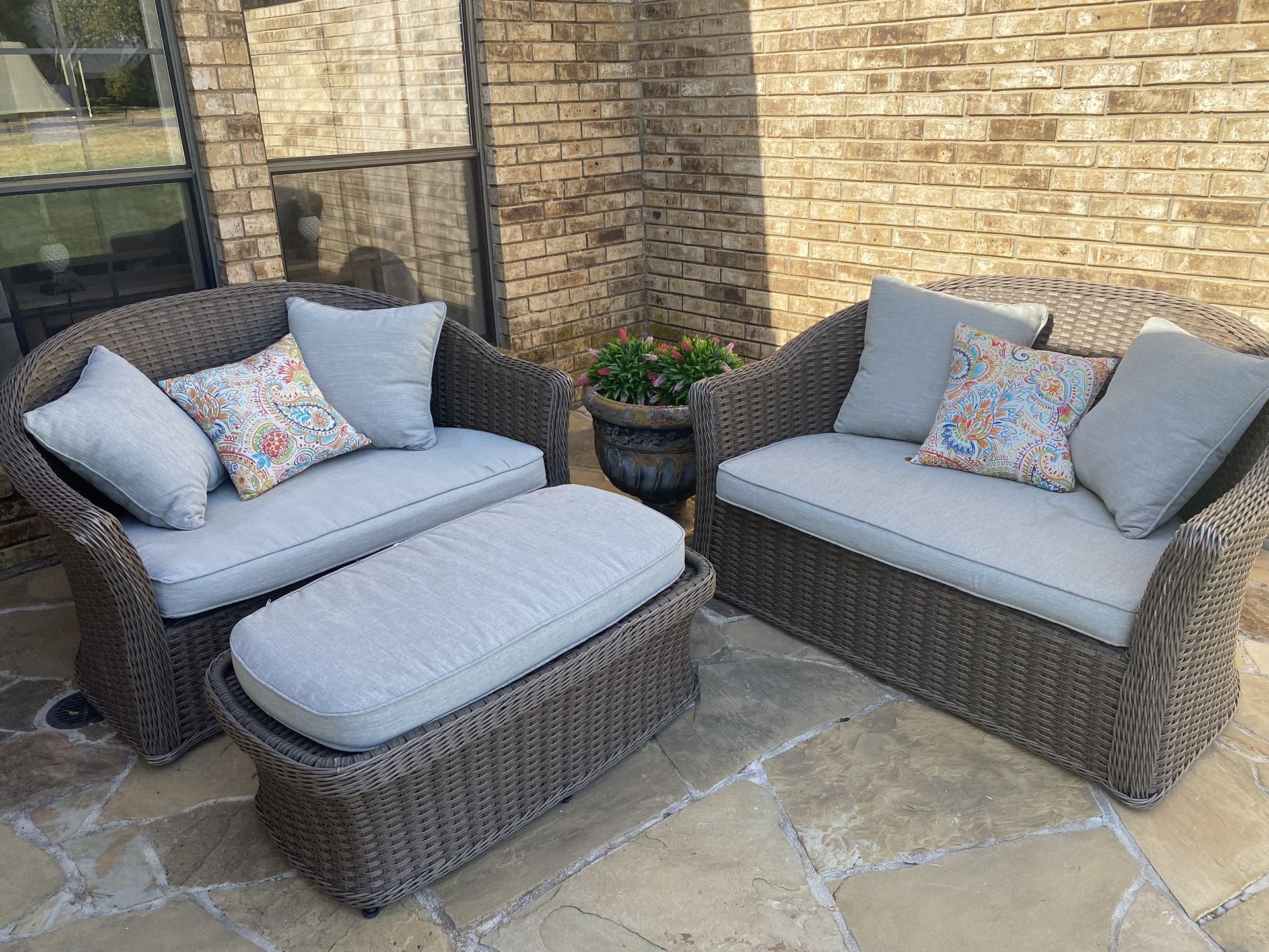 Outdoor 2 Pc Loveseats With Ottoman for Sale in Flower Mound, TX OfferUp