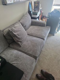 Couch gray