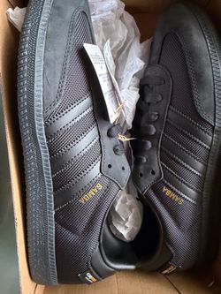 Adidas Black Sambas