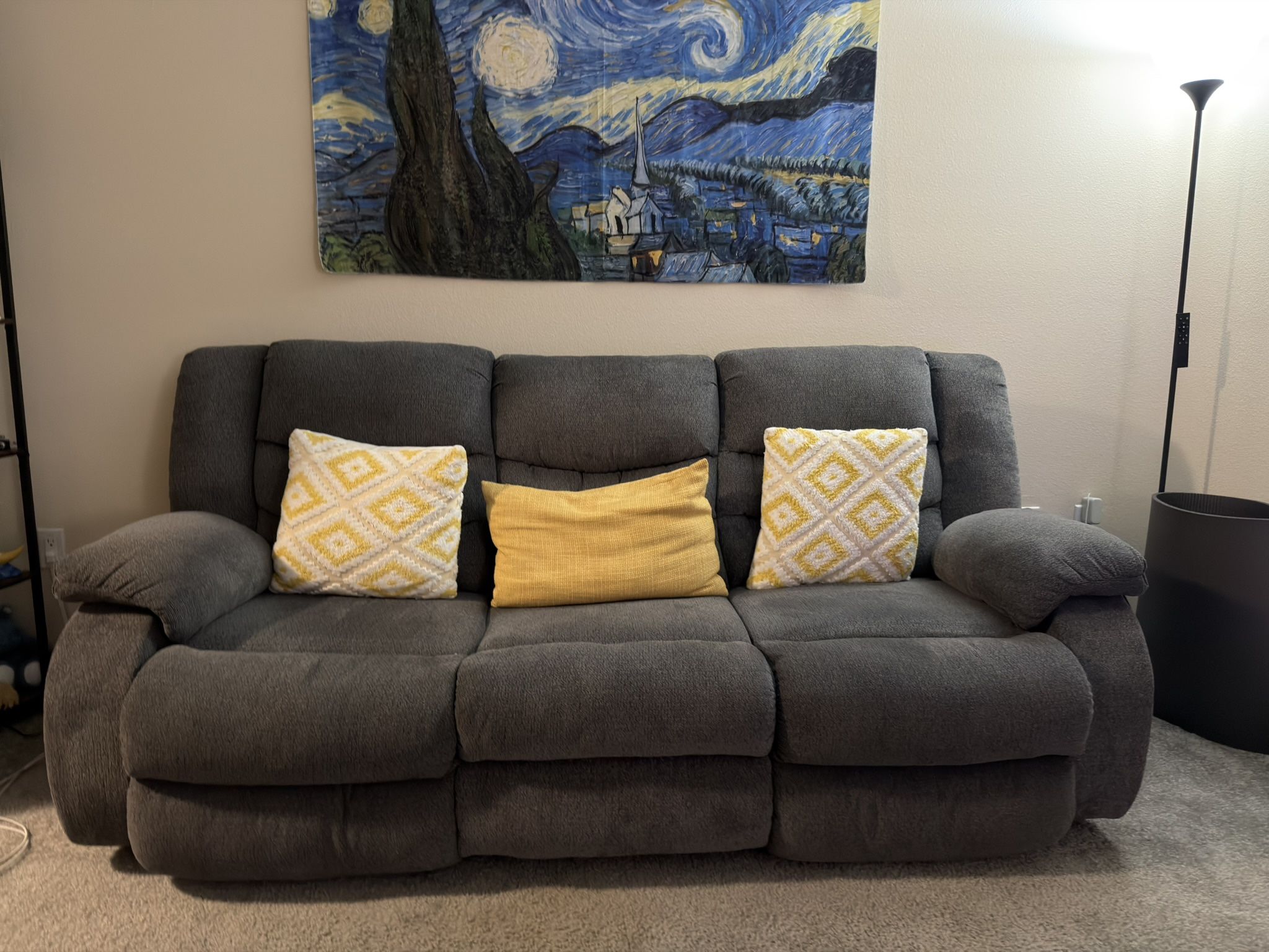 Manual Reclining Sofa