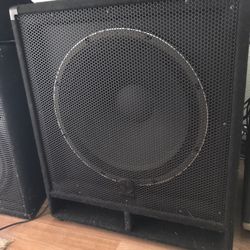 Yamaha Passive Sub SW118v 