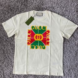 Gucci t shirt size M