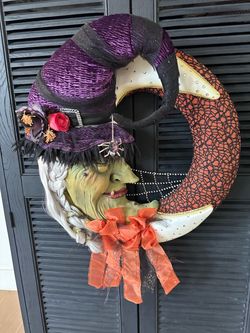 Halloween decoration wreath