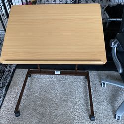 FREE PUZZLE TABLE