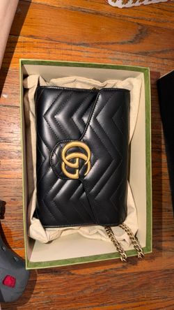Gucci Chain Purse (AUTHENTIC)