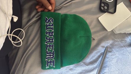 New era supreme beanie