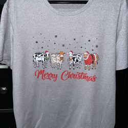 New. Women’s Size Large Merry Christmas Santa Cow Graphic Tee Shirt