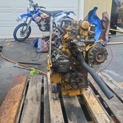 CAT 3013 DISEL ENGINE 