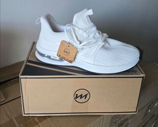 Running shoes, athletic shoes, walking shoes, sports shoes, lightweight shoes, breathable shoes, classic shoes, gym shoes, and jogging shoes