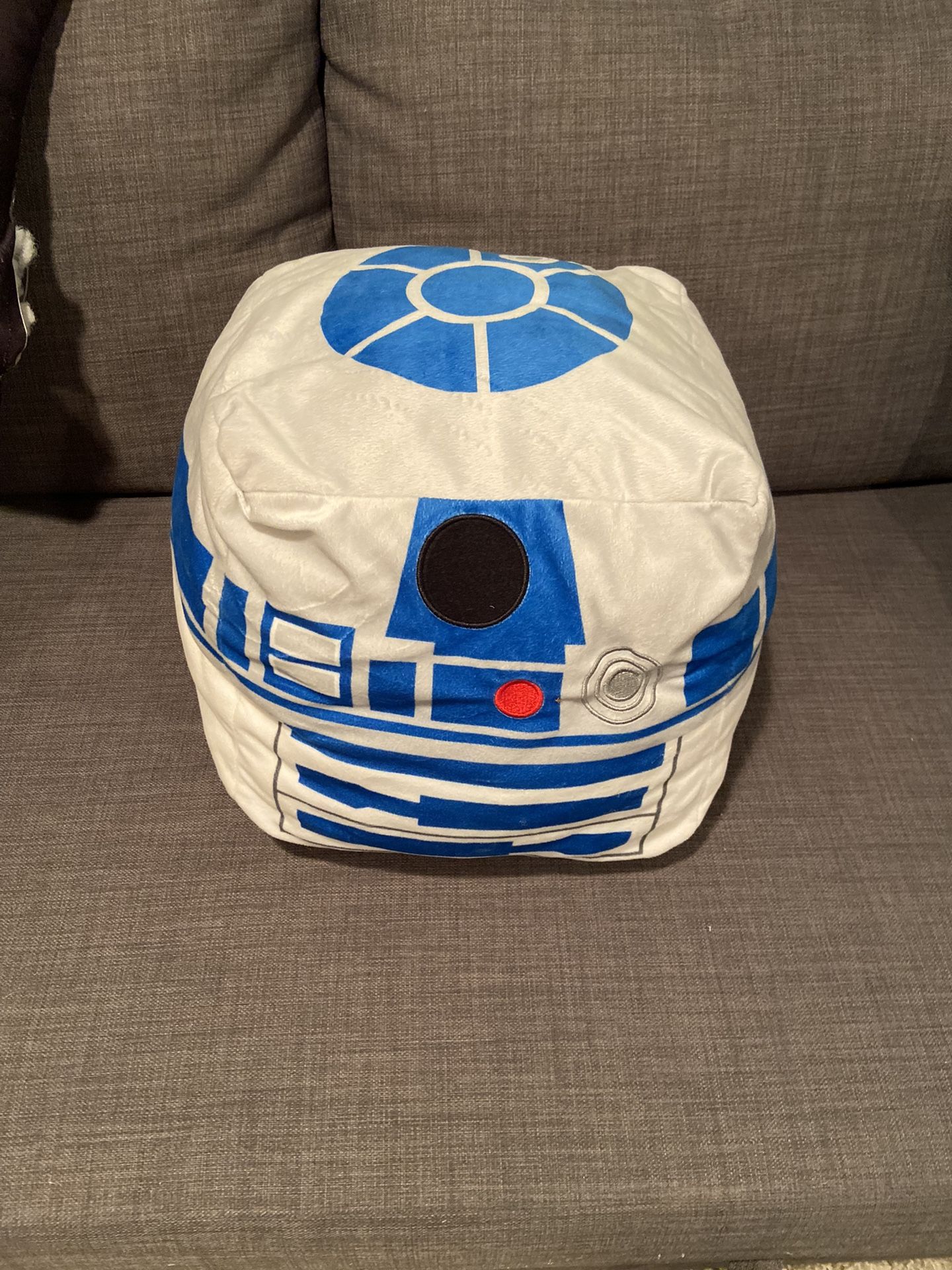 Star Wars R2D2 pillow