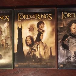 LORD OF THE RINGS TRILOGY DVDS WITH 3 SPECIAL FEATURES DISCS