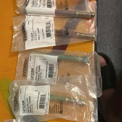 Different Ever bolt cap screw