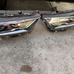 2019/2020/2021 Toyota Rav4 Headlights