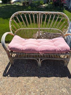 WICKER BENCH.