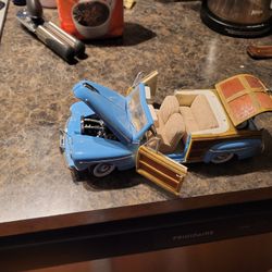 Signature Series Sportsman Die Cast Car