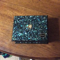 Vintage Pua Shell Box