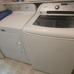 WASHER & DRYER