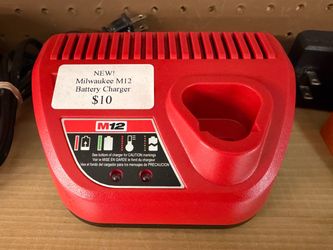 NEW! Milwaukee M12 Battery Charger