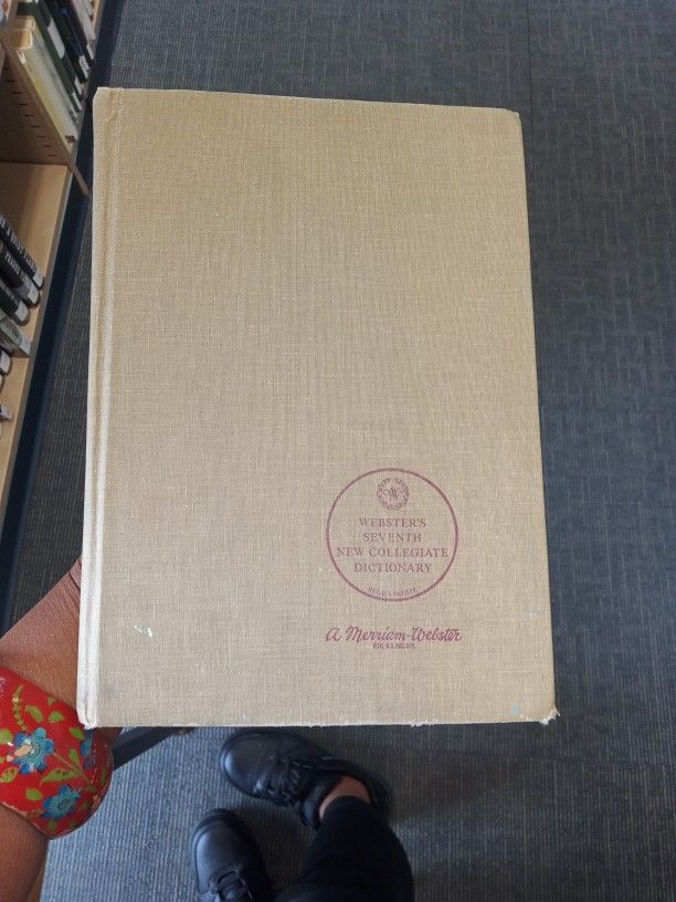 VINTAGE WEBSTER'S SEVENTH NEW COLLEGIATE DICTIONARY COPYRIGHT 1969