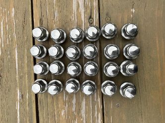 Ford F-150 set of 24 ea Lug Nuts