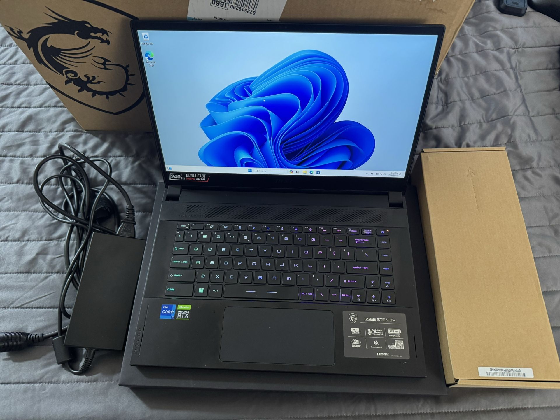 MSI - GS66 15.6" Gaming Laptop - Intel Core i7 - NVIDIA GeForce RTX 3060 - 1TB SSD - 32GB Memory