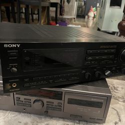 Sony Amp Works Great! No Scratches 