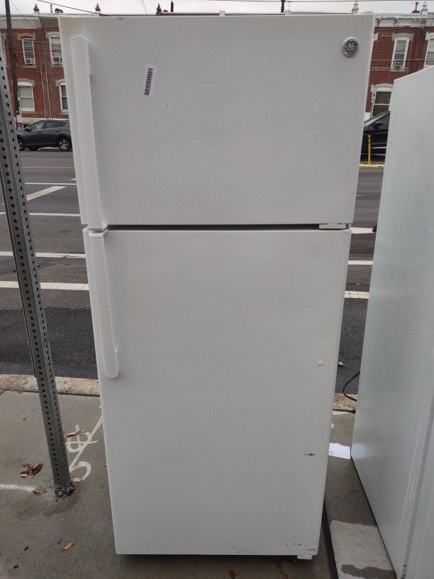 White Refrigerator Working Great Condition