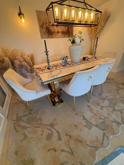 Dining table with 6 chairs