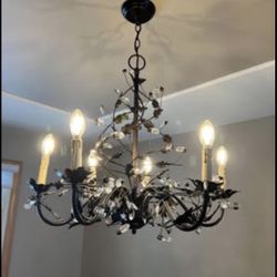 Chandelier 