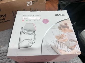 Baby feeding items