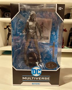McFarlane DC Multiverse Batgirl Platinum