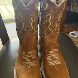 Woman’s Leather Cowboy Boots 