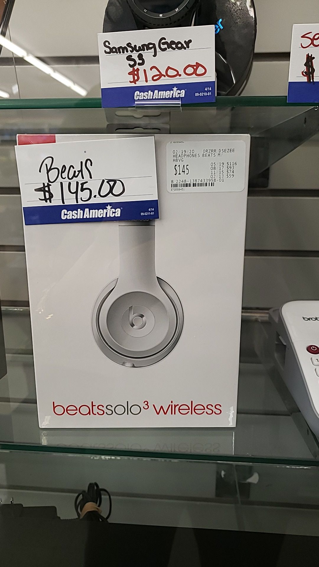 Beats solo 3 wireless headphones