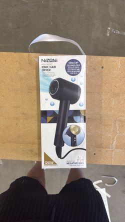 Brand new Nizoni high speed, ionic hairdryer