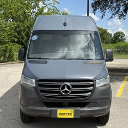2019 Mercedes-Benz Sprinter 2500