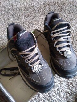 Brand new Skechers steel totes boots Size 9 1/2