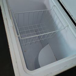 Chest Freezer 