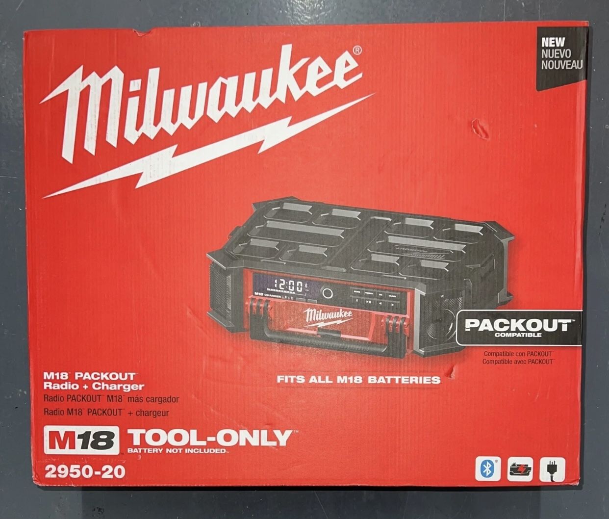 Milwaukee Packout Radio Bluetooth Speaker With Charger 2950-20