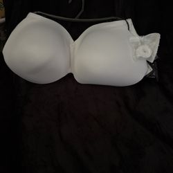 40 Triple D White Strapless Bras With Clear Straps Brand New I Have A Bunch, One Dollar Each