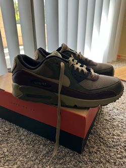 Nike men’s size 10.5
