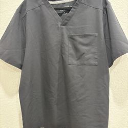 Fabletics Men's large Black Scrub with 1 pocket on chest and logo on back