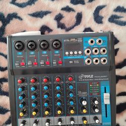 Wireless BT Streaming Studio Mixer
