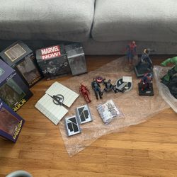 Single Lot - Marvel, DC Figures / Statues