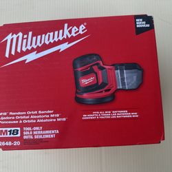 Milwaukee 2648-20 M18 7000-12000 OPM Variable Speed 5" Random Orbit Sander