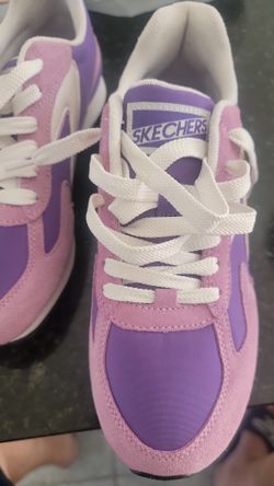 Skechers