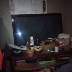 Panasonic 40inch Smart Tv. Sony 32inch Regular TV.