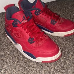 Jordan 4 Retro