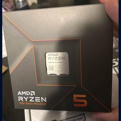 Brand new motherboard and CPU ryzen 5 7600x