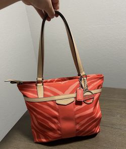 COACH Shoulder Bag